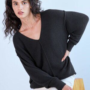 WILFRED FREE (Aritzia) S Black Hush Knit V-Neck Sweater Raw Hem Chenille